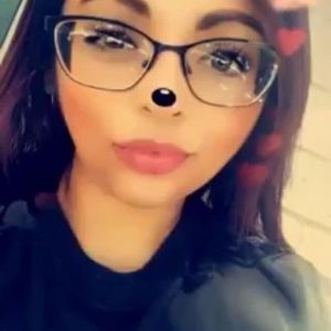 Meet your Posher, Karolina